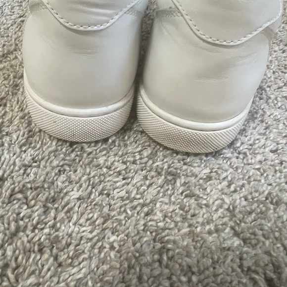 Beautiful White all leather Christian Louboutin sneakers - Picture 6 of 10